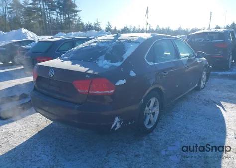 2012 Volkswagen Passat 2.5L Se из США, поврежденный, VIN 1VWBH7A35CC039556